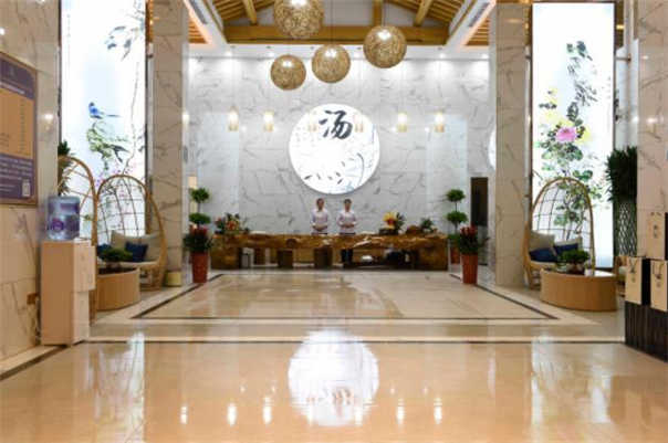 河南盧氏溫泉度假酒店大廳設計裝修圖片